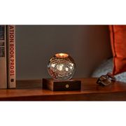 Lampe boule système solaire 3D en cristal et noyer h12cm
